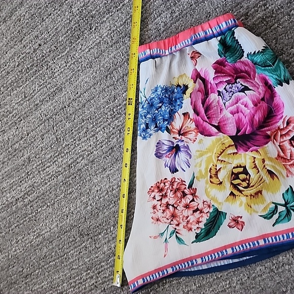 Flying Tomato floral print shorts - Picture 7 of 14